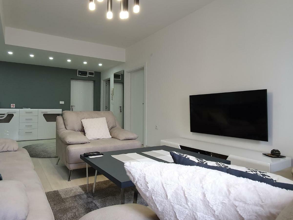 City Center Apartment Скоп'є Екстер'єр фото
