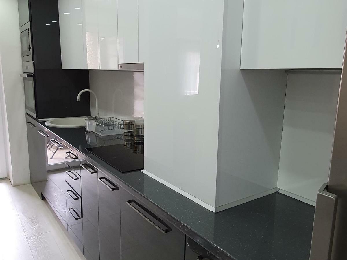 City Center Apartment Скоп'є Екстер'єр фото