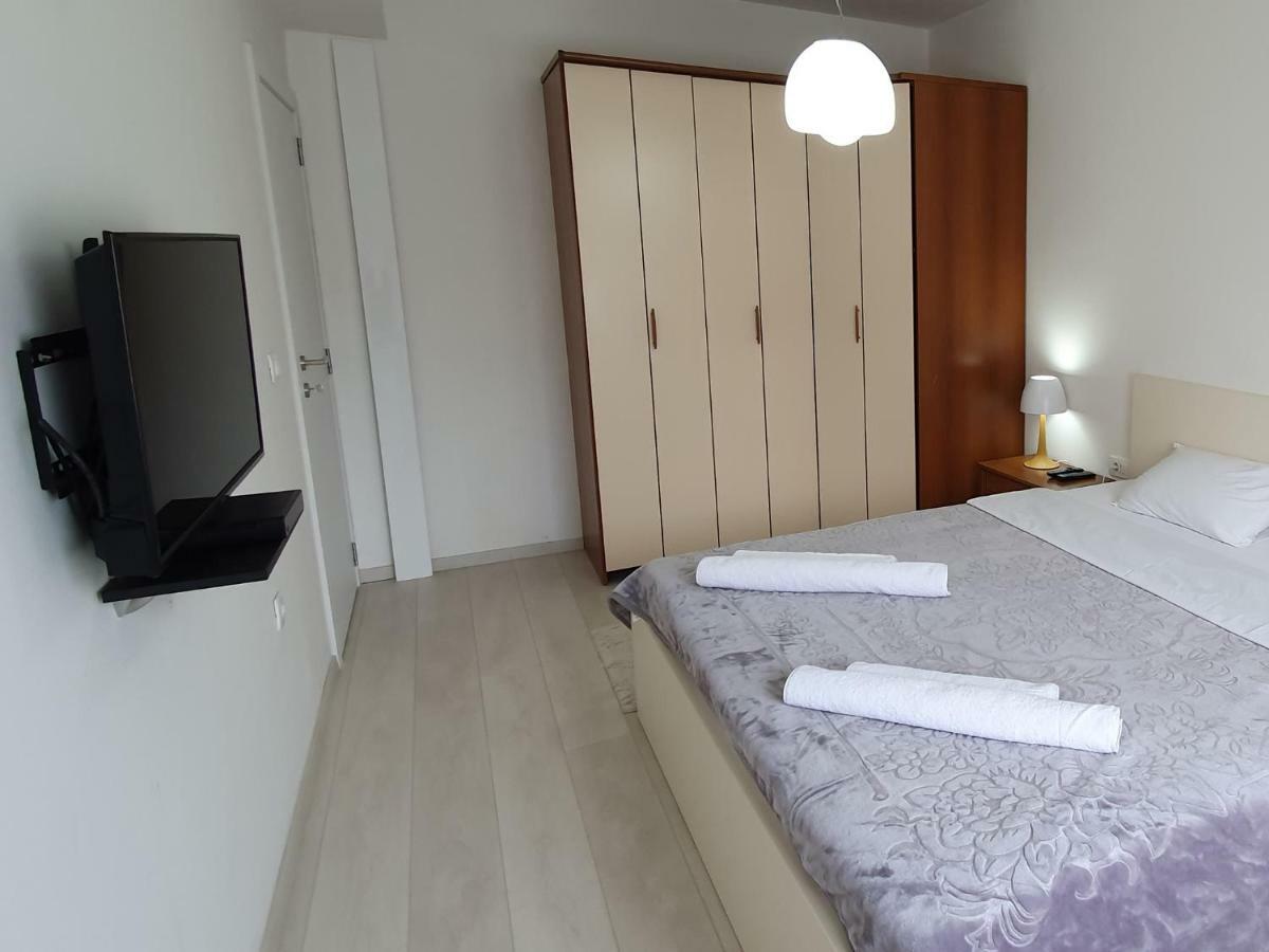 City Center Apartment Скоп'є Екстер'єр фото