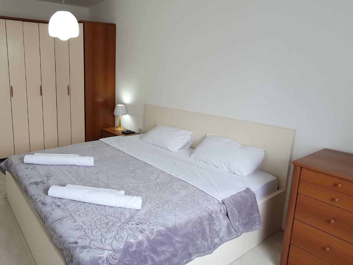 City Center Apartment Скоп'є Екстер'єр фото